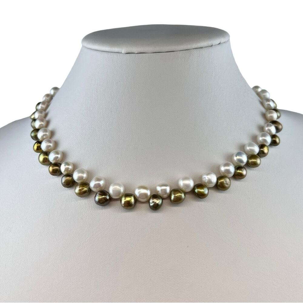 Real Pearl Green & White 17" Sterling Silver Clasp Necklace
